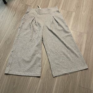 Lululemon wide leg pants